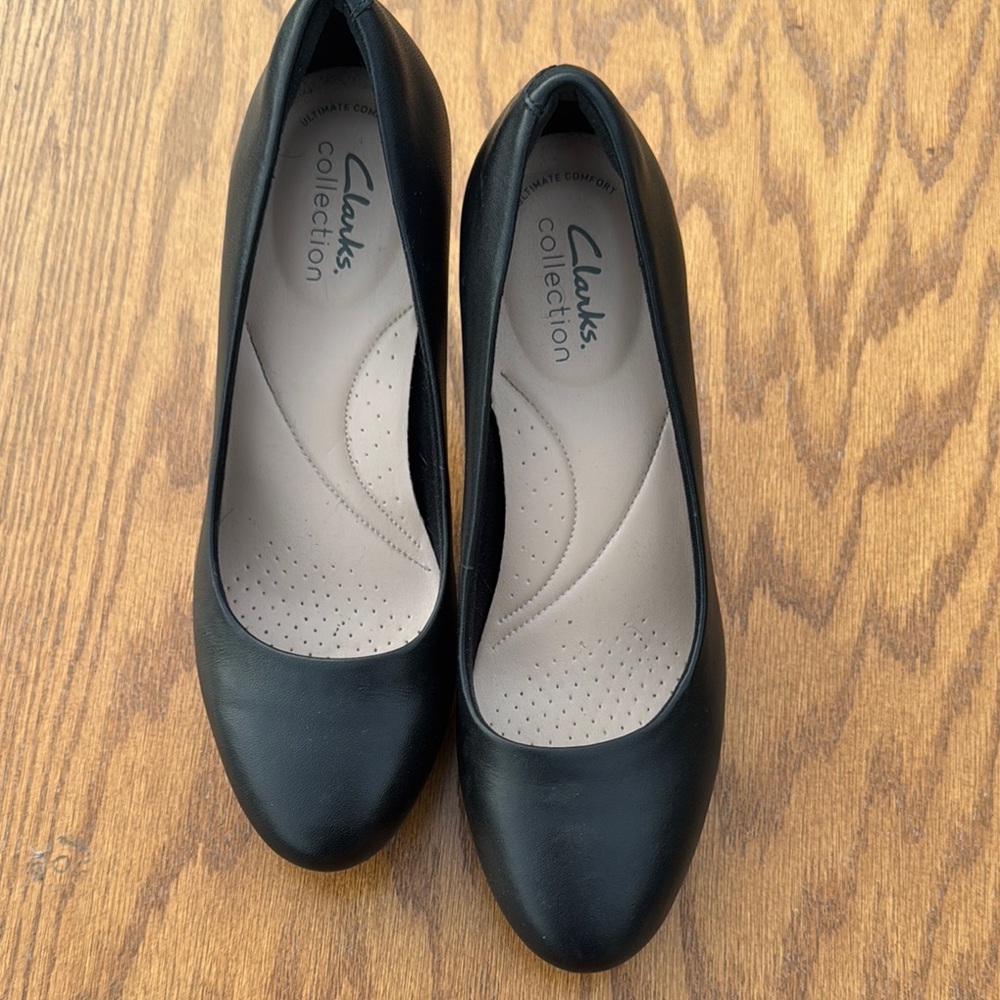 Clarks Women's Black Pumps - Women's Ambyr Joy High-Heeled Comfort Pumps